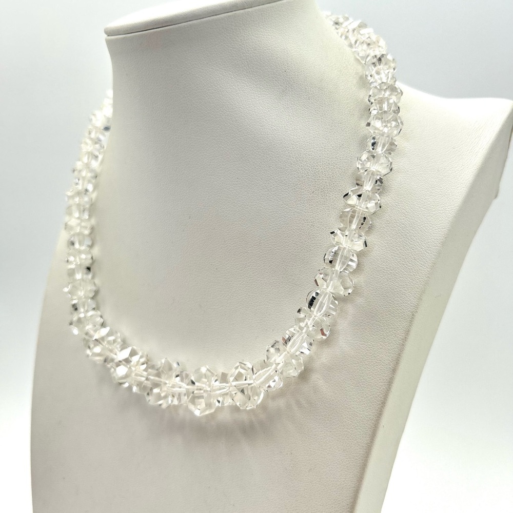 SOLD. Stunning Vintage Crystal Necklace - Picture 2 of 3